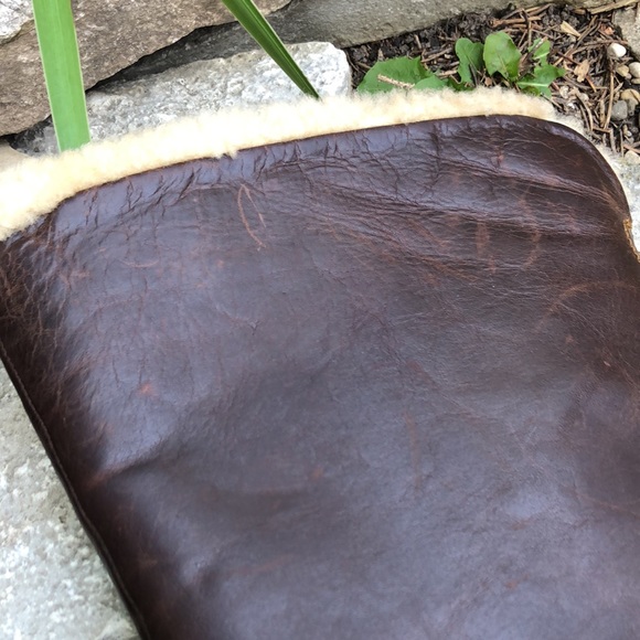 Born Leather Boots-Sz 7-Sherpa Lined-Small Heel-Zipper at Back-Brown - Picture 3 of 16